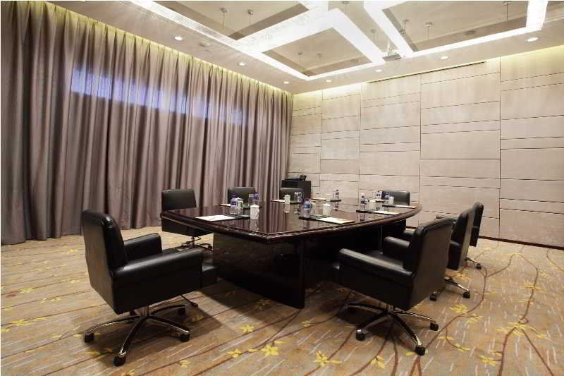 The Qube Hotel Shanghai -Close To Pudong International Airport And Disney Land Dış mekan fotoğraf